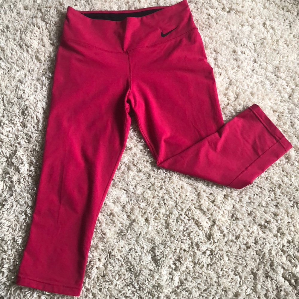 Quarter length Nike pants